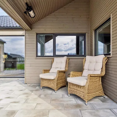 Holiday home 5 Star In